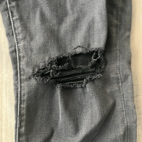 Joes Jeans Washed Black Distressed Holed Knee size 31 Great Condition Nordy Rack - Picture 6 of 12